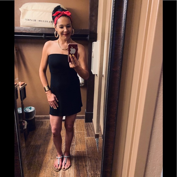 Forever 21 Dresses & Skirts - 🌈Cute Black Romper